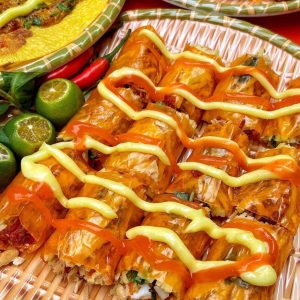 Bánh tráng cuộn